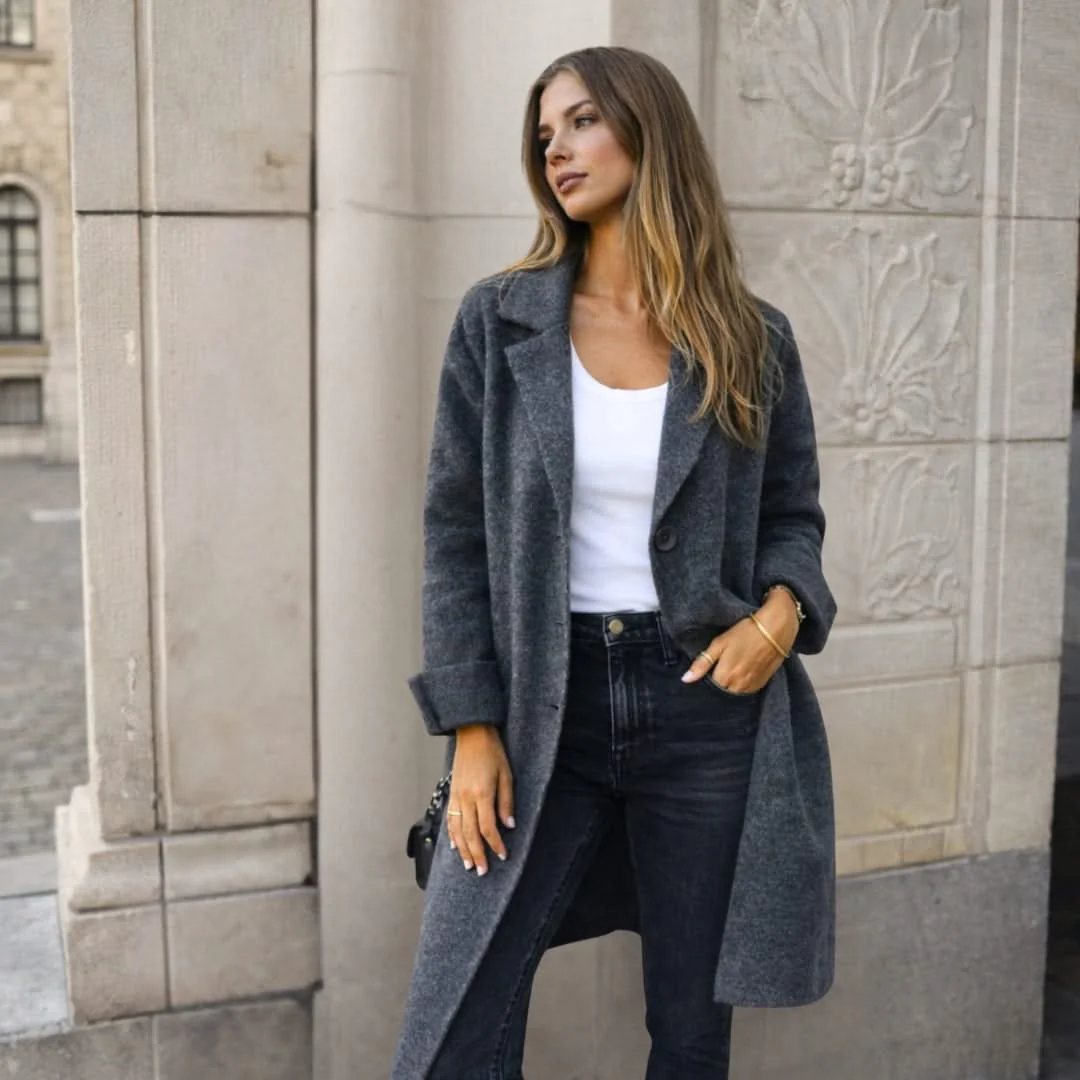 CAMILLE CLASSIC BUTTON JACKET - Image 2